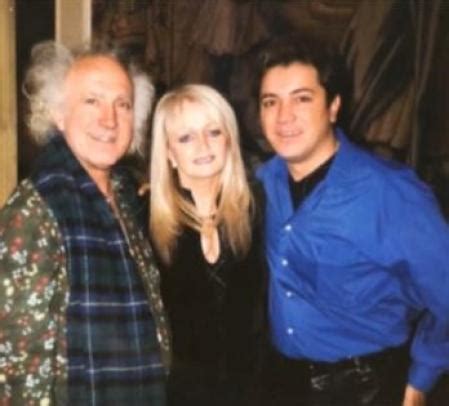 Paco Collado revela su romance con Bonnie Tyler:。